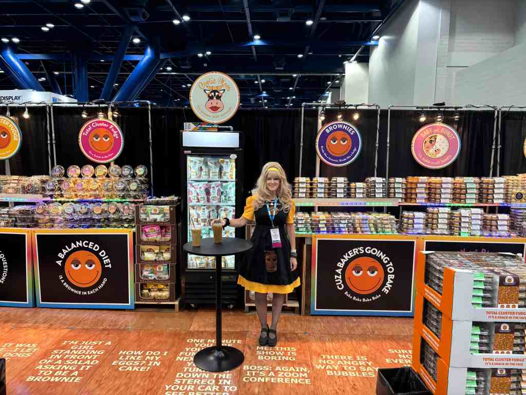 Large-Scale Trade Show Graphics for Total Cluster Fudge.